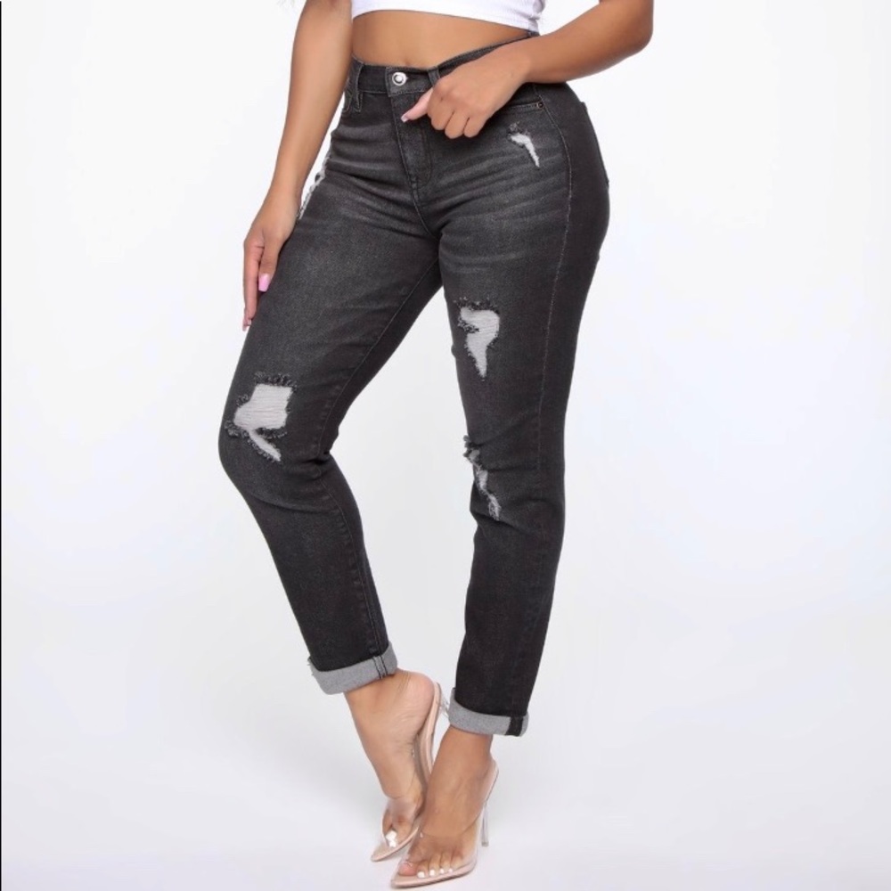 NEW Fashion Nova High Rise Distressed Jeans